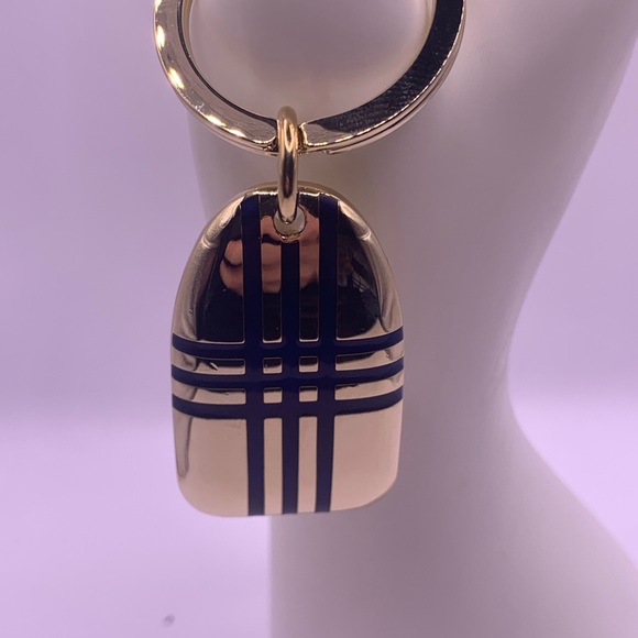 New Burberry Classic Gold Rare keychains - Picture 2 of 5